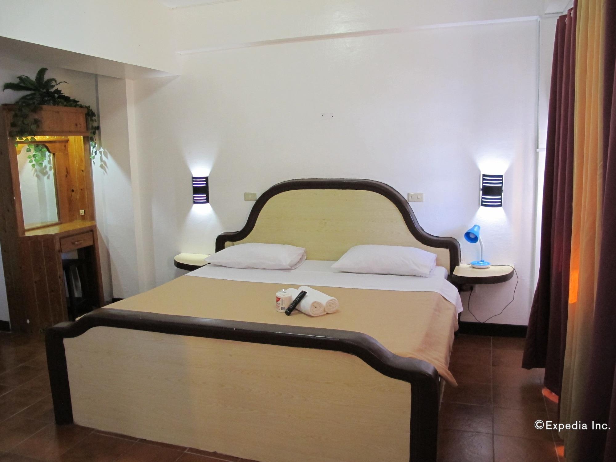 פוארטו גאלרה Seashore Beach Resort מראה חיצוני תמונה